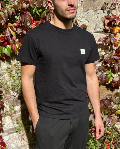 T-shirt résistant dans le temps 